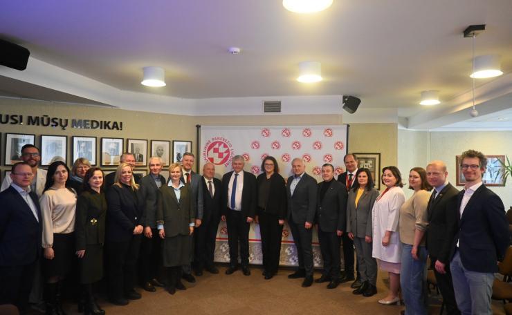 Sveikatos apsaugos ministrės vizitas Respublikinėje Panevėžio ligoninėje – dėmesys regionų sveikatos politikai ir tiesioginiam dialogui