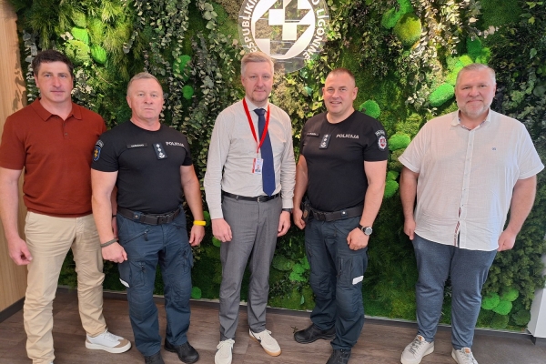 0001_policija_1752575644-388bd5cfe112ece10c935fc5f989fd6f.jpg